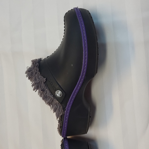 Crocs Cheerful Christy Girls Clogs - Picture 12 of 14